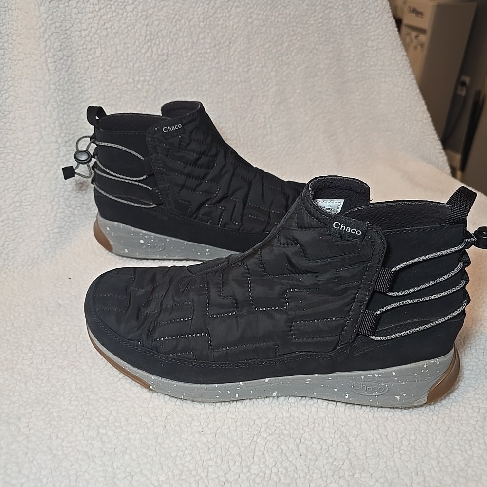 Chaco Borealis Ridge Booties Womens Size 10 Black Wedge‎ Toggle Pull On Boot